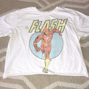 Flash graphic cropped Tee